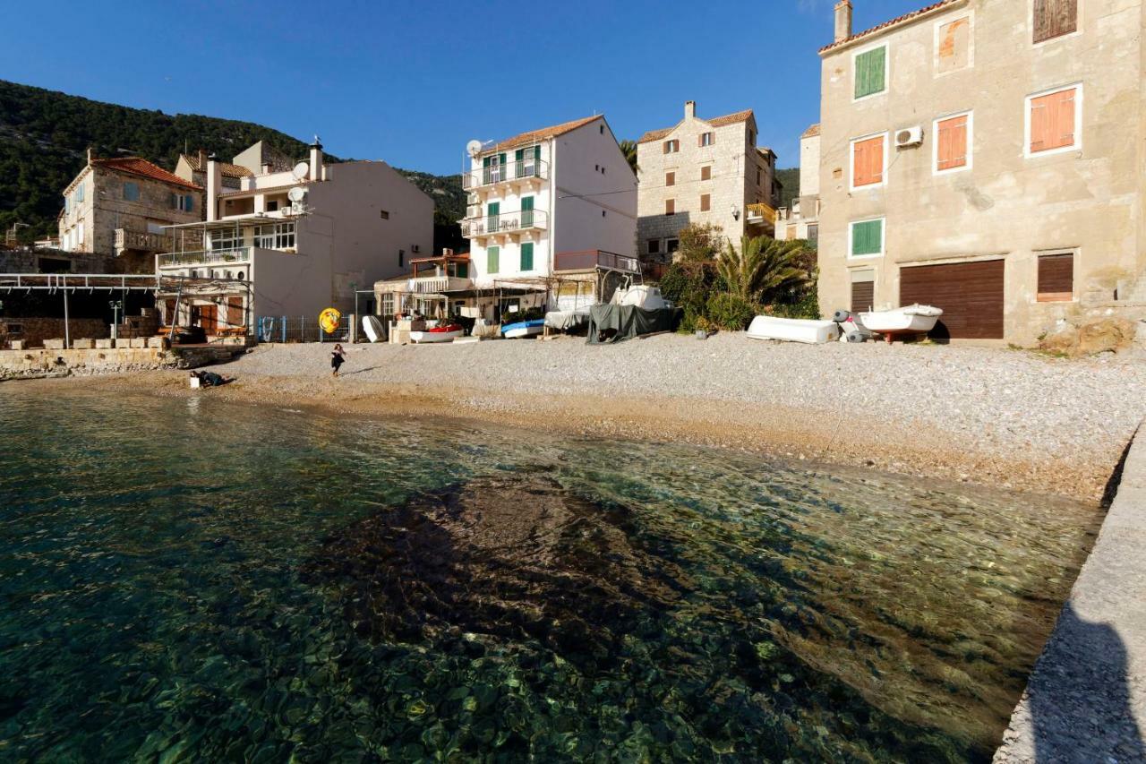 Beach House Gusla Komiža Kültér fotó